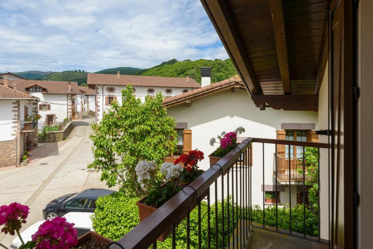 Hotel Rural Iribarnia Lantz Exteriér fotografie