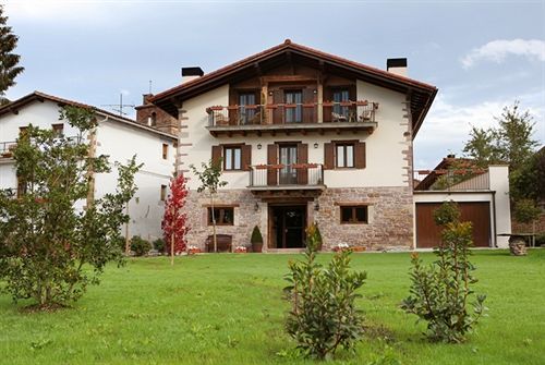 Hotel Rural Iribarnia Lantz Exteriér fotografie